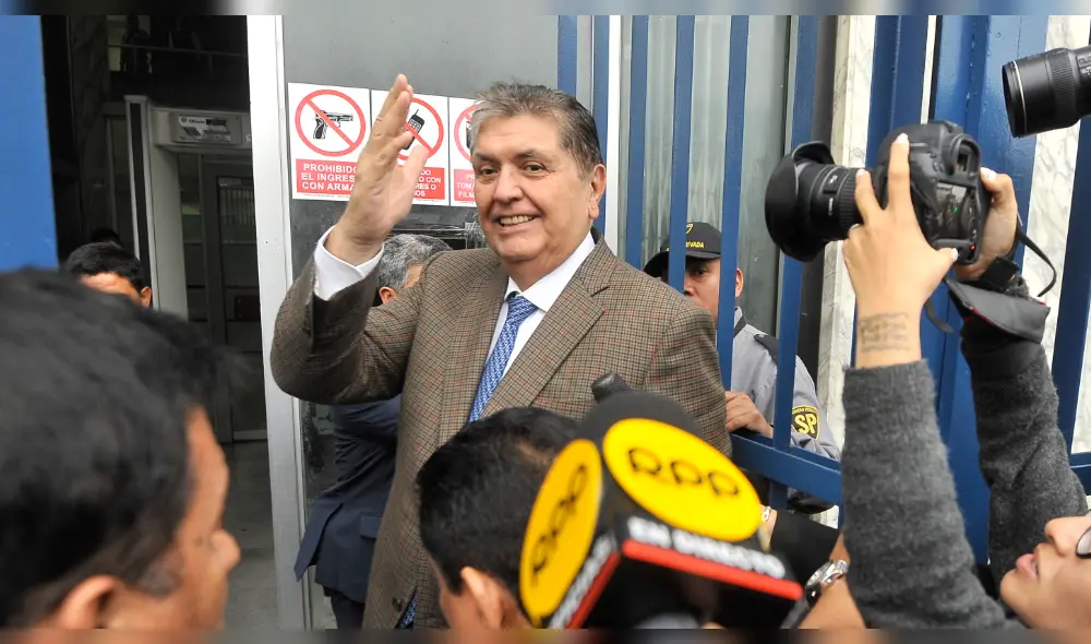 Alan García solicitó asilo diplomático en la embajada de Uruguay 