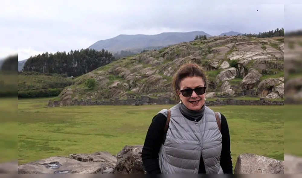 Laura Zapata se muestra al "natural" y es comparada con Michael Jackson