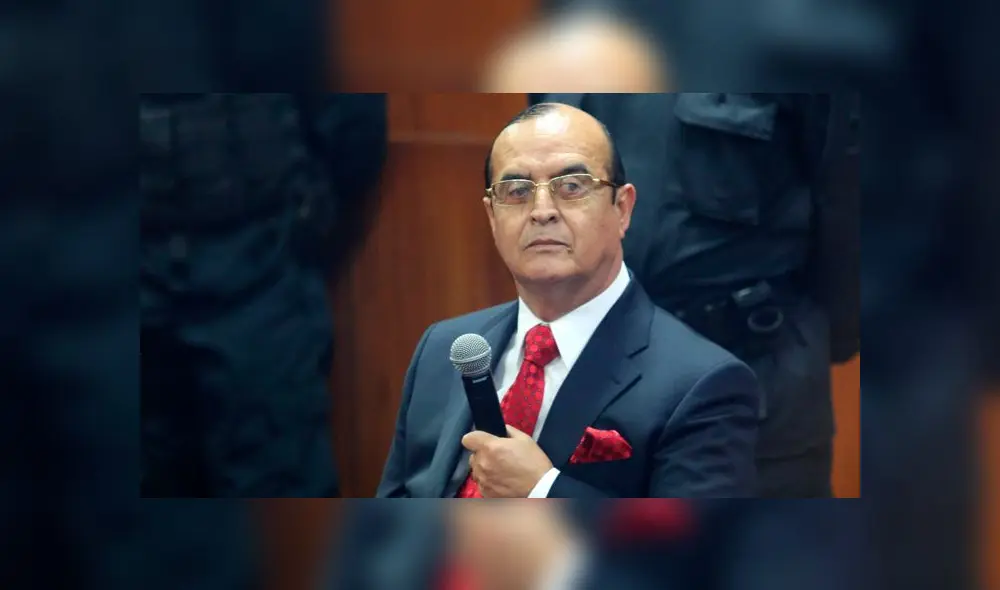 Vladimiro Montesinos confirma interrogatorio con Pérez Vladimiro Montesinos confirma interrogatorio con Pérez