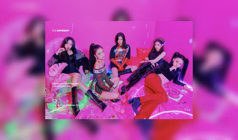 Itzy, es un girl group surcoreano formado por JYP Entertainment en 2019. El grupo debutó el 11 de febrero de 2019 con el lanzamiento del sencillo en CD, It'z Different.
