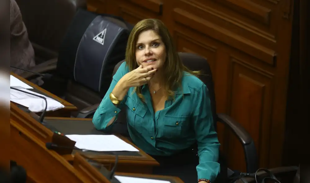 Mercedes Aráoz renunció irrevocablemente a la vicepresidencia luego de la disolución del Congreso. Foto: La República. Mercedes Aráoz renunció irrevocablemente a la vicepresidencia luego de la disolución del Congreso. Foto: La República.