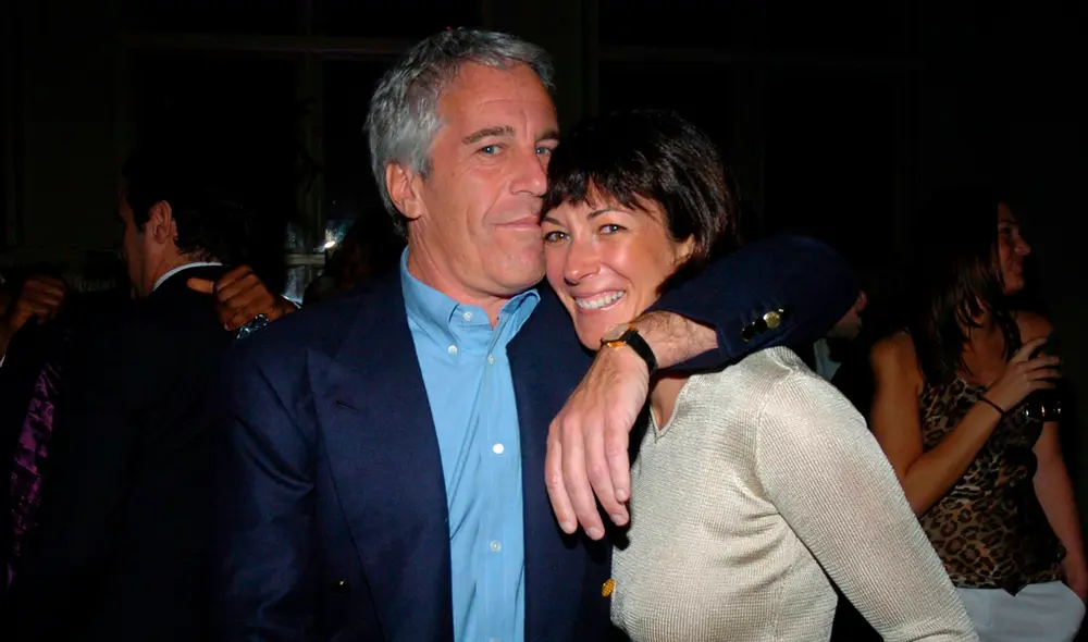 Jeffrey Epstein junto a Ghislaine Maxwell. | Foto: Joe Schildhorn / Patrick McMullan