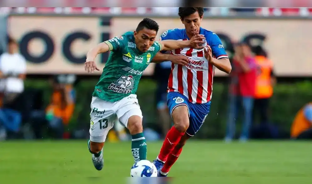 Chivas vs León jugarán a las 10:05 p. m. (hora peruana). Foto: EFE