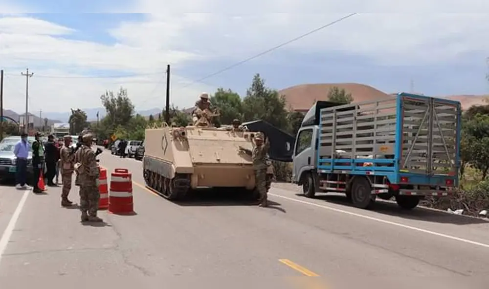 Amplían control en carreteras para evitar tránsito de vehículos en rutas alternas en Moquegua. Amplían control en carreteras para evitar tránsito de vehículos en rutas alternas en Moquegua.