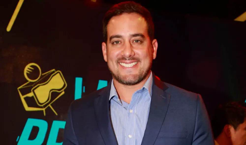 Óscar Del Portal festejó con euforia al saber que el Perú vs. Uruguay va en vivo por América TV.