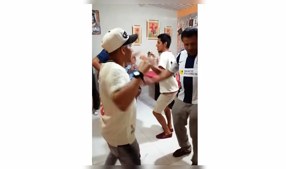 Hinchas de Alianza Lima y Universitario se meten tremendo clásico de baile. Foto: Captura de video.