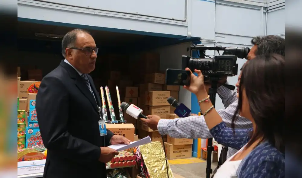 Incautan 6 toneladas de artefactos pirotécnicos en feria de Jesús María