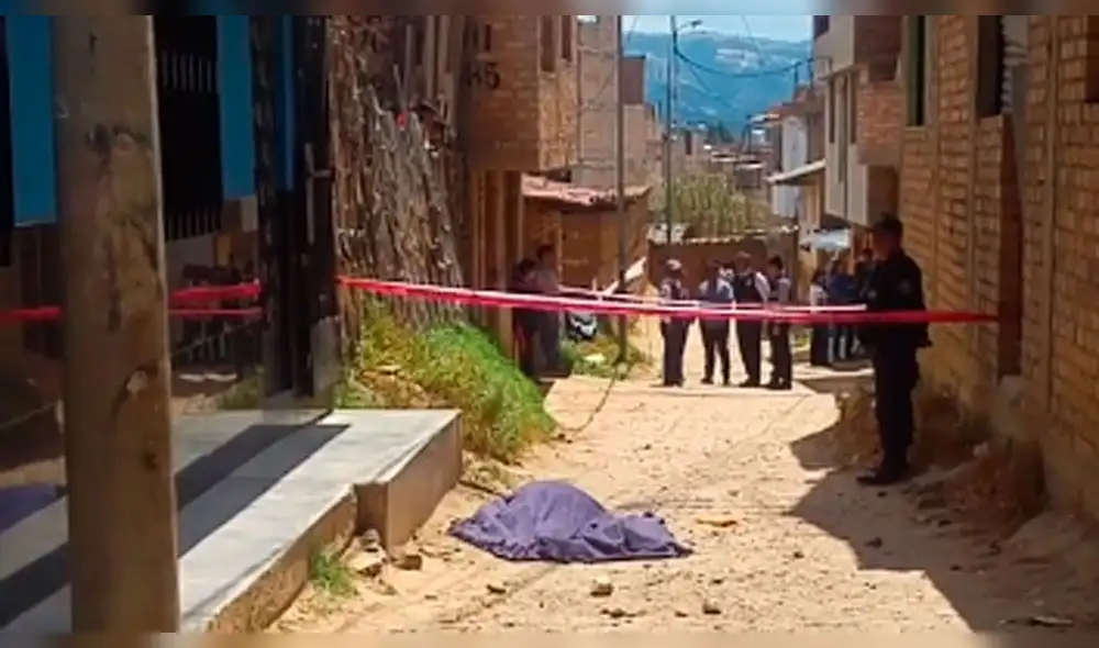 Cajamarca: Asesinan a mujer en plena vía pública [VIDEO]