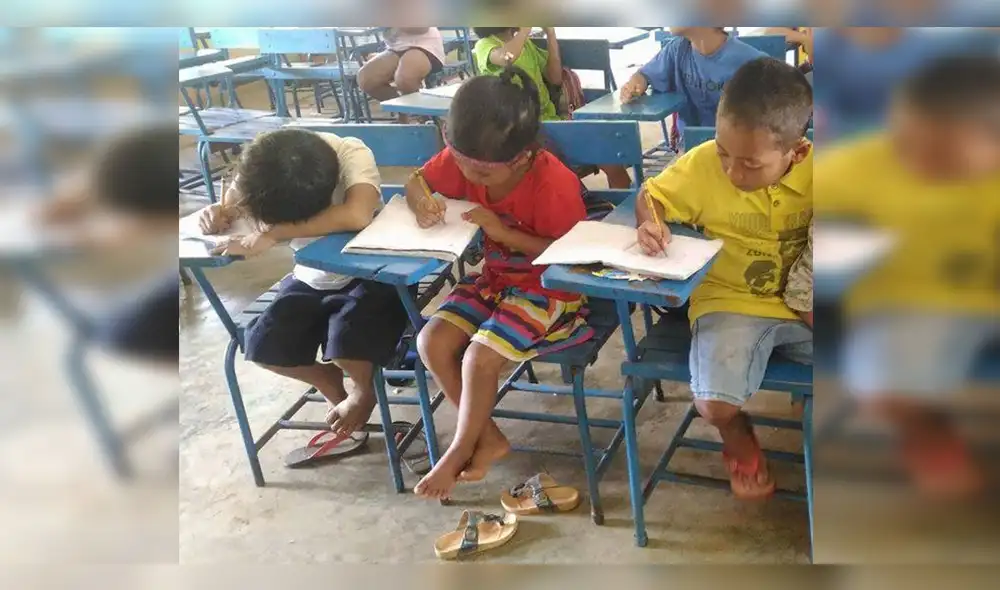 Facebook: niño va al colegio con su hermano porque no tiene con quien dejarlo en casa