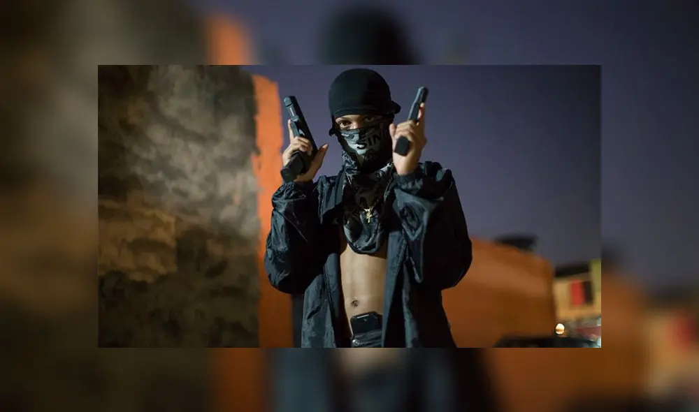 Los narcotraficantes amenazaron a los pobladores si no respetan el toque de queda. Foto: AP Los narcotraficantes amenazaron a los pobladores si no respetan el toque de queda. Foto: AP