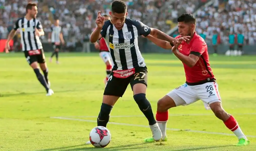Kevin Quevedo no pierde el tiempo y entrena junto a compañero de Alianza Lima. Kevin Quevedo no pierde el tiempo y entrena junto a compañero de Alianza Lima.