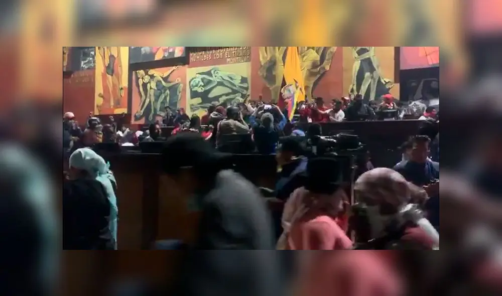Los aborígenes lograron entrar al sitio donde debaten los diputados. Foto: captura de pantalla