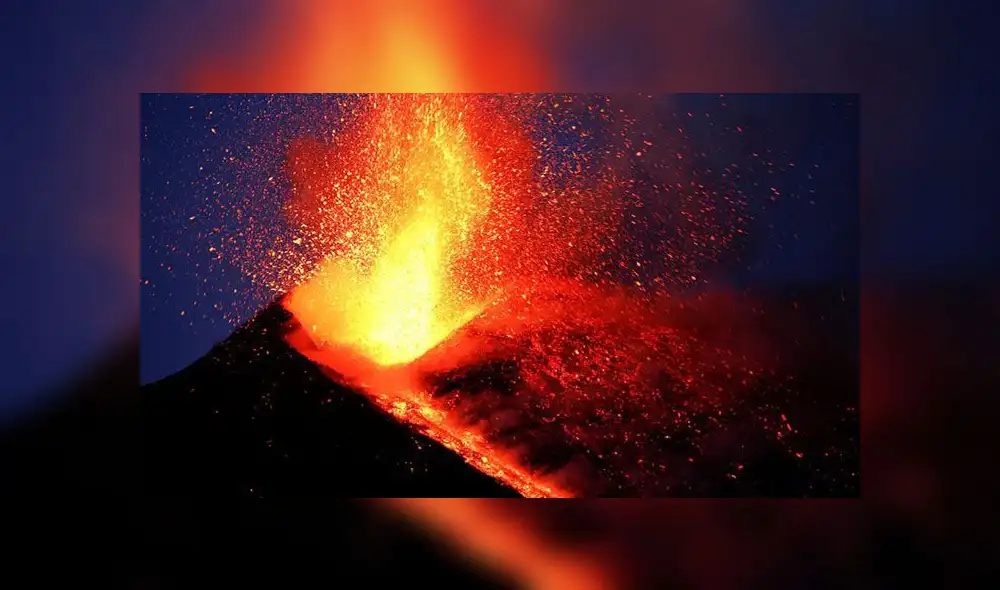 Volcán Etna provoca fuerte sismo de 4.8 que dejó derrumbes y 10 heridos [FOTOS]