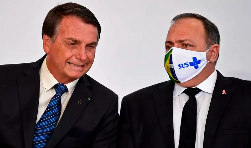 El presidente de Brasil, Jair Bolsonaro, y el ministro de Salud, Eduardo Pazuello, no han llegado a un consenso respecto a la adquisición de vacunas chinas. Foto: AFP El presidente de Brasil, Jair Bolsonaro, y el ministro de Salud, Eduardo Pazuello, no han llegado a un consenso respecto a la adquisición de vacunas chinas. Foto: AFP