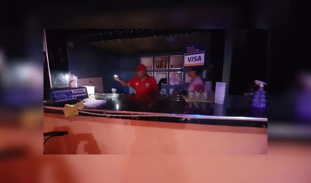 Local funcionaba como bar, pese a que no contaban con la licencia de funcionamiento. Local funcionaba como bar, pese a que no contaban con la licencia de funcionamiento.