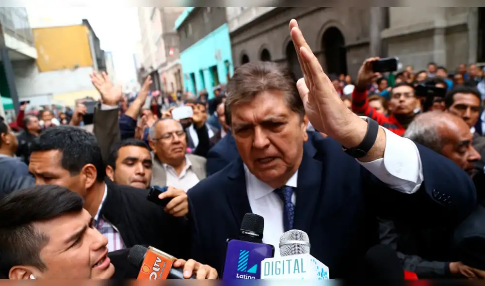 Juan Sheput sobre Alan García: “La sombra de Lava Jato lo ha puesto nervioso” Juan Sheput sobre Alan García: “La sombra de Lava Jato lo ha puesto nervioso”