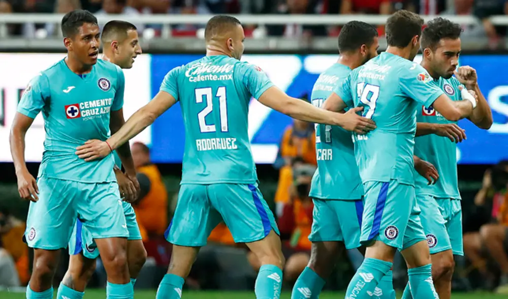 Cruz Azul consiguió los tres puntos en su visita a las Chivas (Foto: Getty)