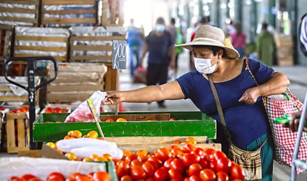 La papa blanca fue uno de los productos que más redujo su valor monetario en el mes de noviembre. Foto: Andina
