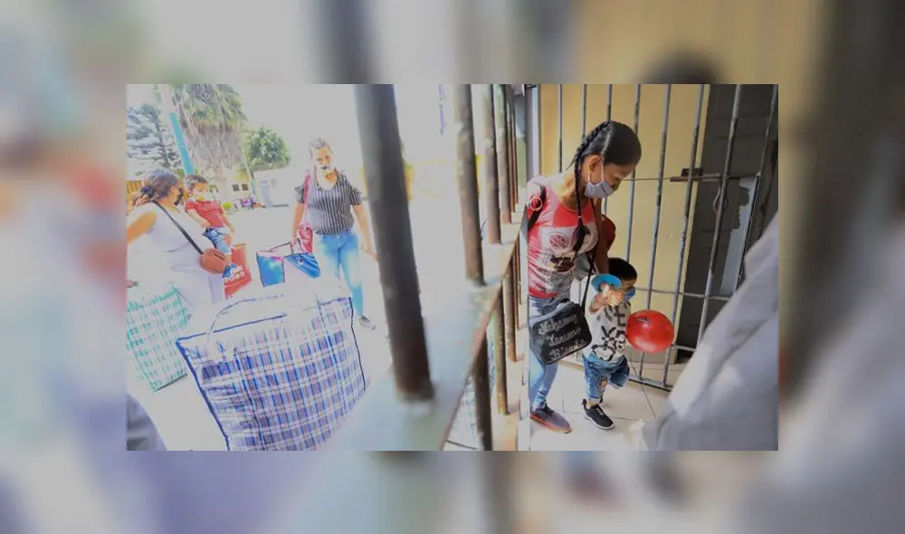 Antes de ser liberadas, mujeres se sometieron a la prueba rápida para descartar la COVID-19. (Foto: Difusión)