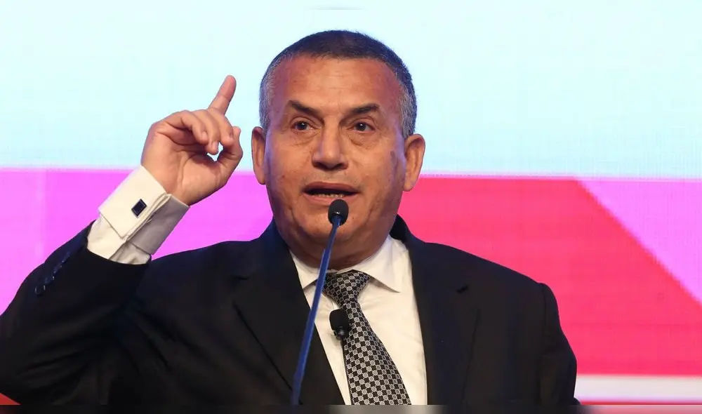 Urresti tras retiro de ley del CONAU: “Acabamos con la cantaleta fujiaprista” Urresti tras retiro de ley del CONAU: “Acabamos con la cantaleta fujiaprista”