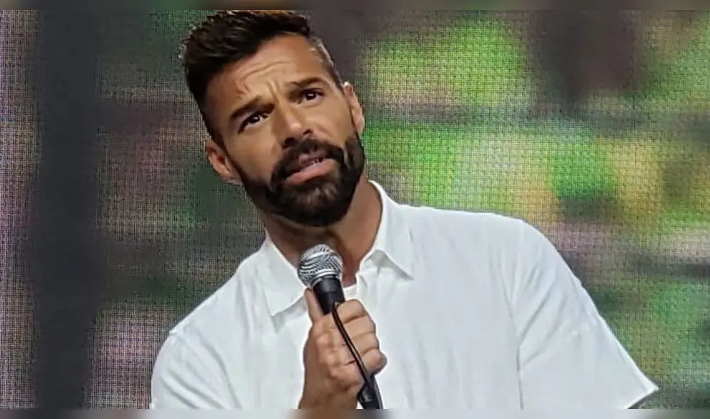 El carro que llevaba a Ricky Martín quedó en medio de las protestas sociales. Foto: Instagram El carro que llevaba a Ricky Martín quedó en medio de las protestas sociales. Foto: Instagram