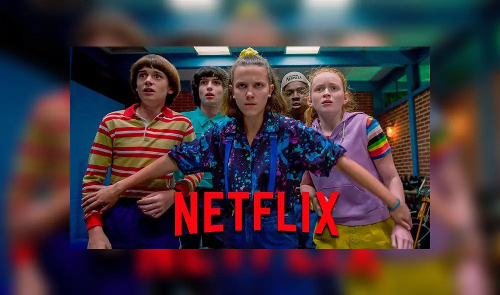 Varios de los actores de "Stranger Things" posaron con sus dobles. Créditos: Netflix Varios de los actores de "Stranger Things" posaron con sus dobles. Créditos: Netflix