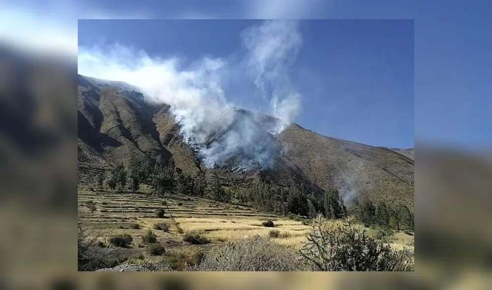 Arequipa: Incendio en Castilla se dividió en tres partes [FOTOS]