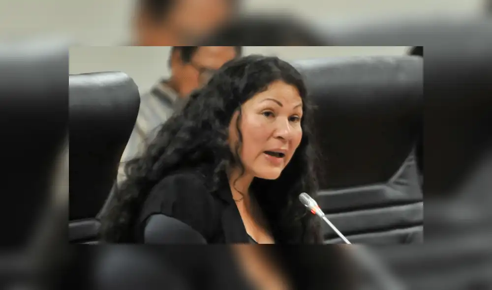 Yesenia Ponce se allanará a pedido de levantamiento de inmunidad parlamentaria Yesenia Ponce se allanará a pedido de levantamiento de inmunidad parlamentaria