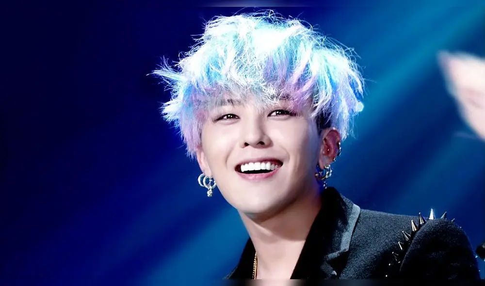G-Dragon ocupa el primer puesto de “Los 100 mejores idols Kpop de la década de 2010”.