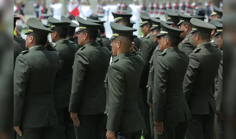 Nivelación de pensiones de FFAA y PNP prevé aumento de entre 730 y 250 soles Nivelación de pensiones de FFAA y PNP prevé aumento de entre 730 y 250 soles