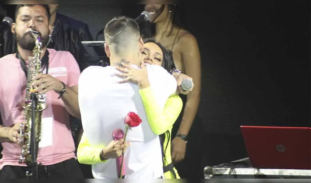 Mayra Goñi pasa incómodo momento en show por culpa de Fabio Agostini 