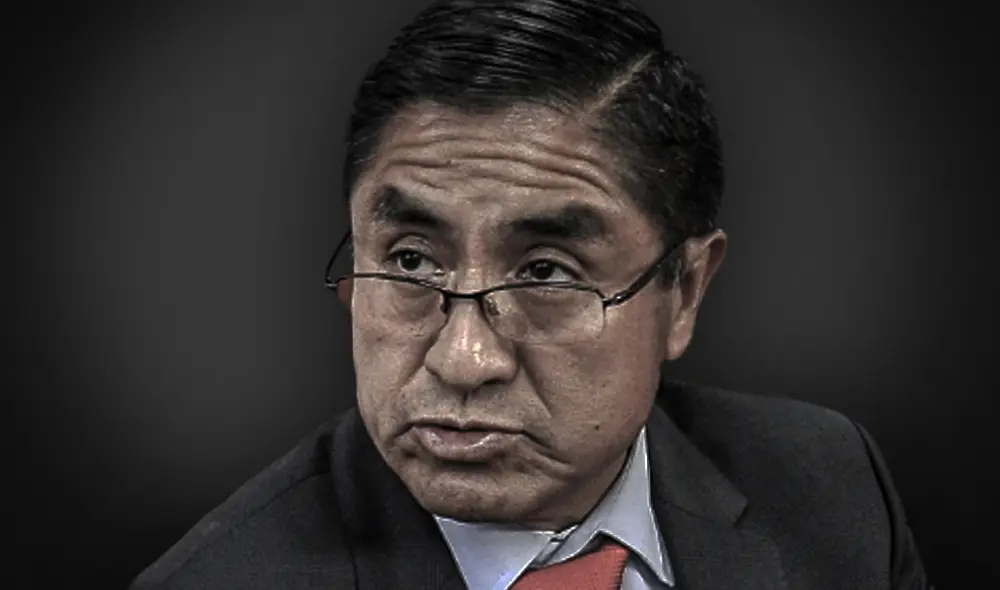 César Hinostroza César Hinostroza