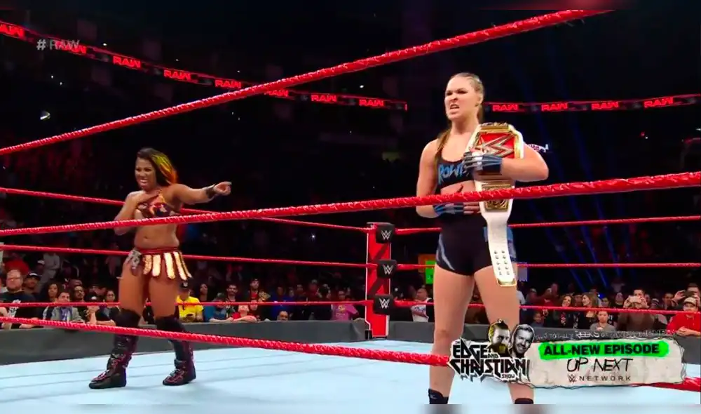 WWE Monday Night Raw: Ronda Rousey y Ember Moon dominan a Nia Jax y Tamina [RESUMEN y VIDEOS]