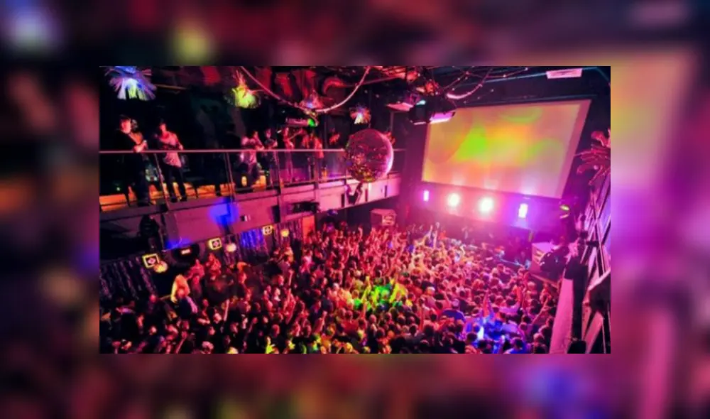 Al evento asistieron personas de 20 años a más. Fuente: foto referencial.