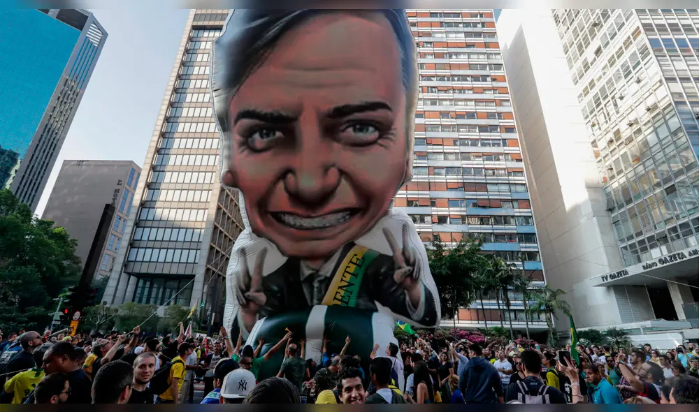 El apoyo a la democracia desciende en América Latina, según sondeo