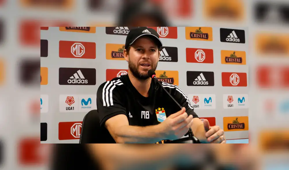 Manuel Barreto responde a hinchas de Cristal que piden su renuncia: “No le presto atención” [VIDEO]