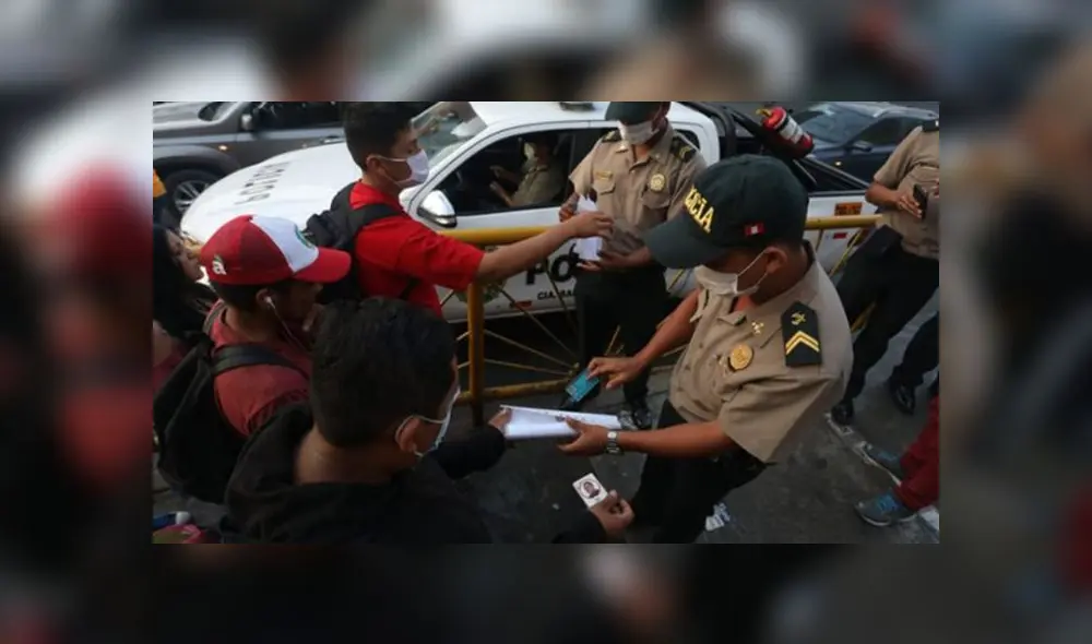 Policía y Fuerzas Armadas realizan controles las calles del todo el país. (Foto: La República)