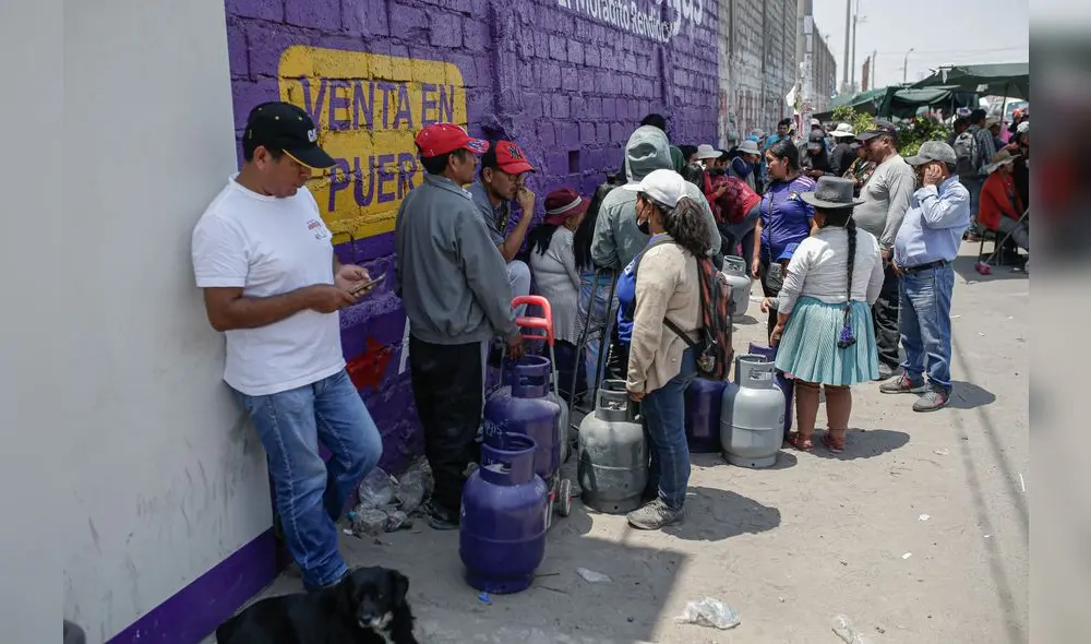 COLAS PARA COMPRAR GAS DOMESTICO
COLAS PARA COMPRAR GAS DOMESTICO