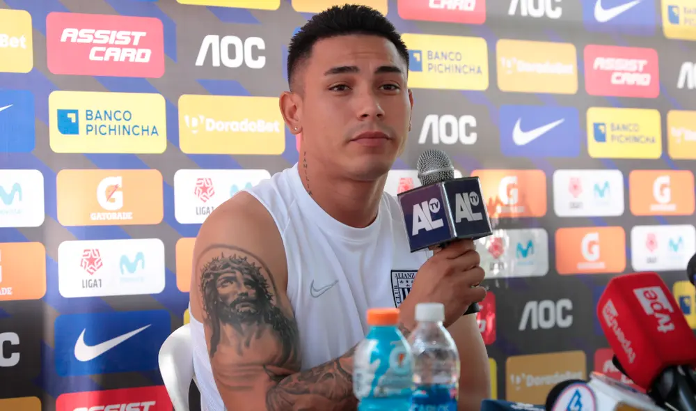 La administración de Alianza Lima decidió despedir a Jean Deza por constantes indisciplinas. | Foto: Líbero