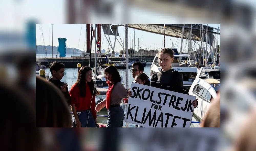 La adolescente enfrenta a los políticos mundiales por su indiferencia a la crisis ambiental. Foto: AFP