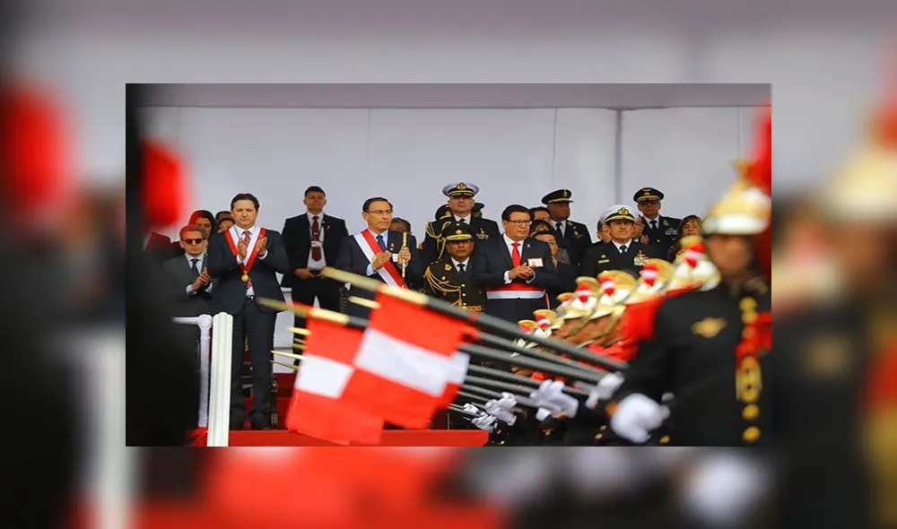 Martín Vizcarra en el desfile militar 2018. Foto: Prensa Presidencia Martín Vizcarra en el desfile militar 2018. Foto: Prensa Presidencia