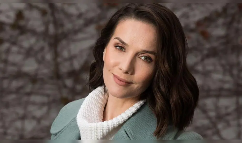 Natalia Oreiro como Evita Perón Natalia Oreiro como Evita Perón