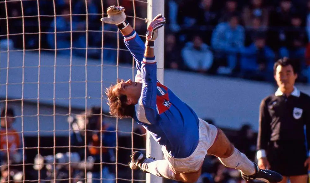 El arquero, Jorge Sér, que también fue campeón mundial, donó su medalla dorada para ayudar a los más necesitados ante la crisis económica por coronavirus.