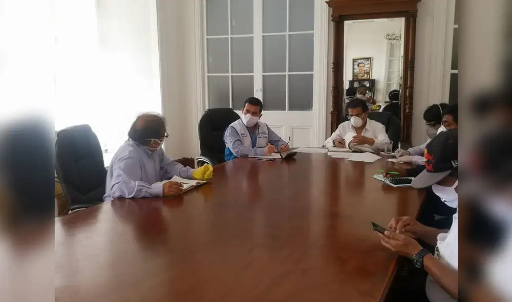 Lucha conjunta contra el COVID-19 Lucha conjunta contra el COVID-19