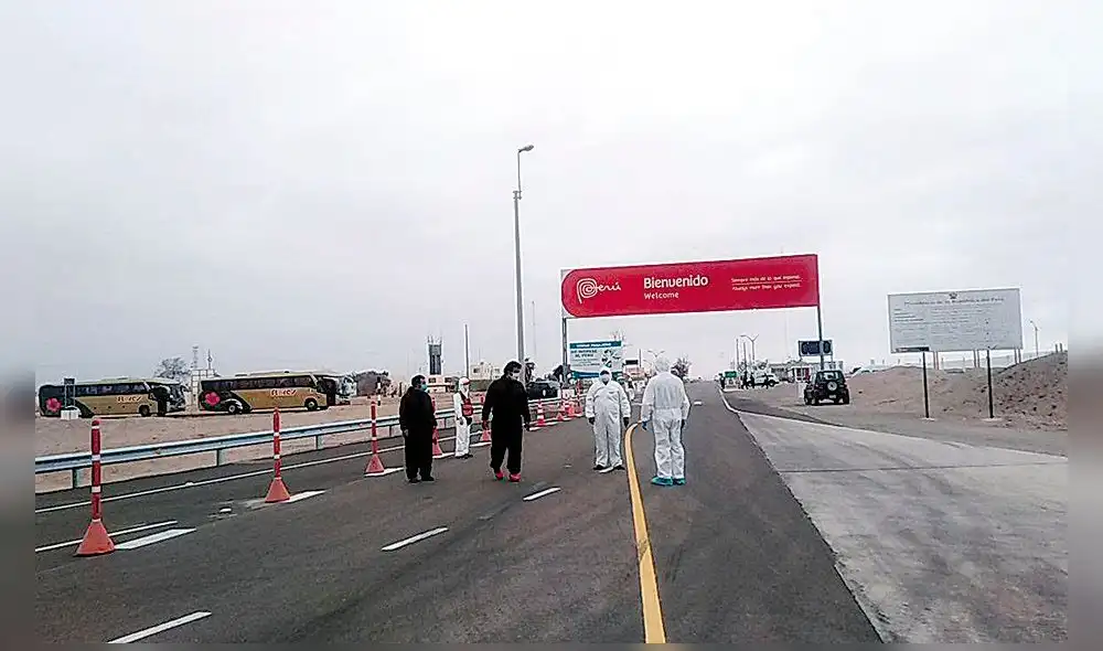 movilización. Pozo de Lisas de Ilo ya tiene visita de bañistas. Este domingo 25 se levanta toque de queda para todo el sur.