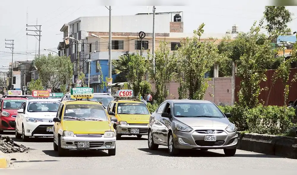 Taxistas piden un subsidio de combustible, como la que recibirá el transporte urbano de buses.
