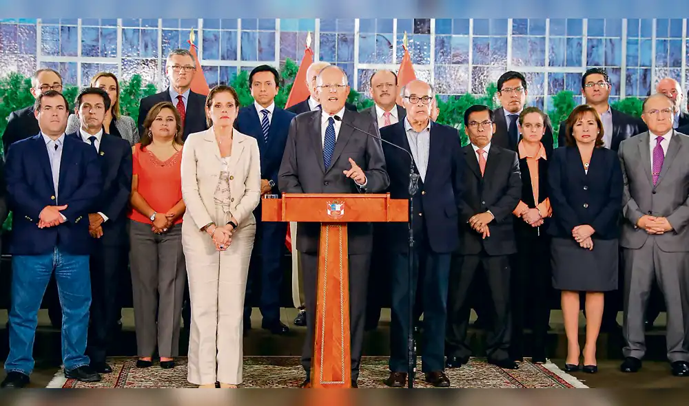 Kuczynski no renunciará y pide que se le levante su secreto bancario