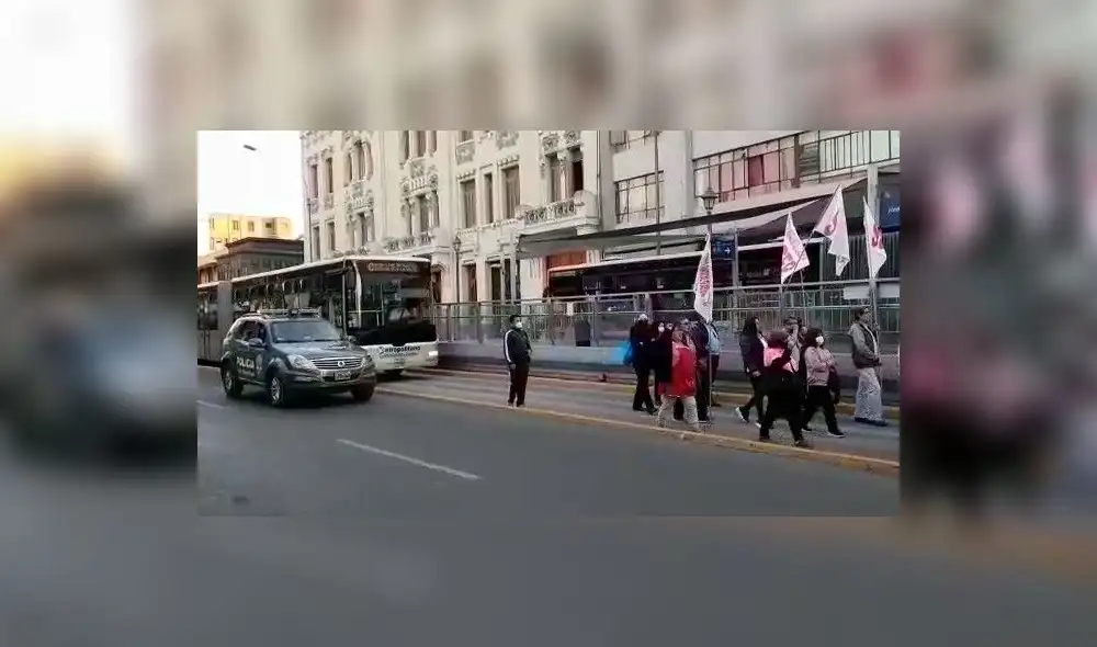 Huelga hambre del Sutep: docentes marchan exigiendo incremento de sueldos. Foto: LR