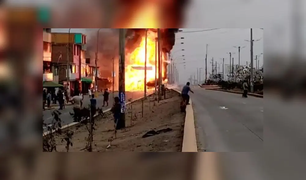 Incendio en Villa El Salvador Incendio en Villa El Salvador