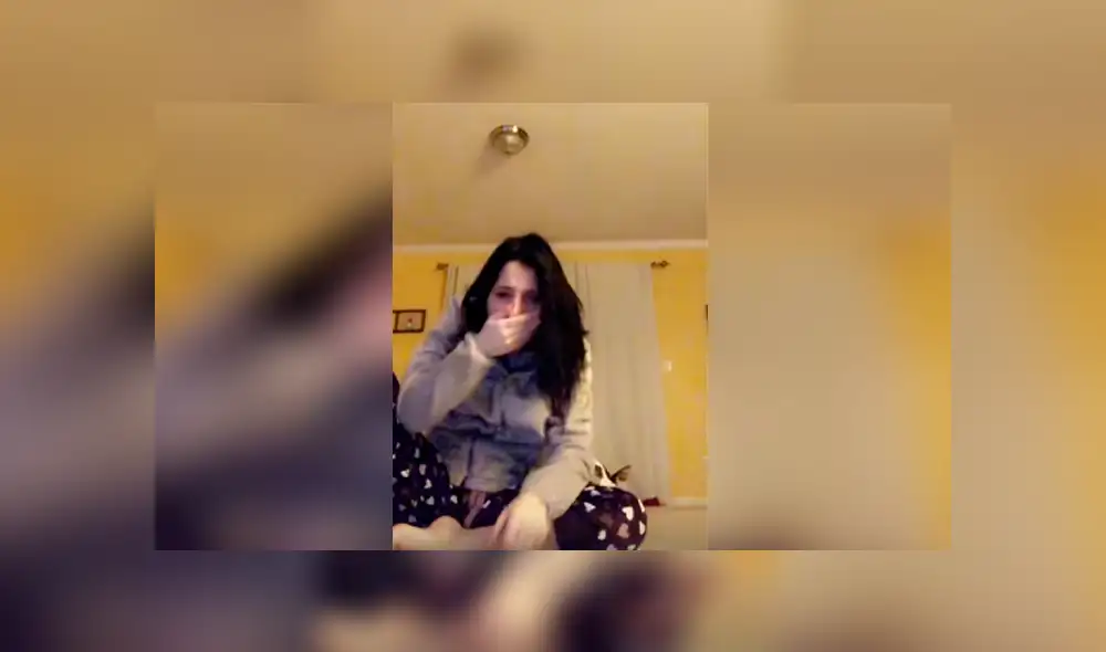 Desliza las imágenes para observar la terrible acción de un perro en plena trasmisión en vivo de su dueña.